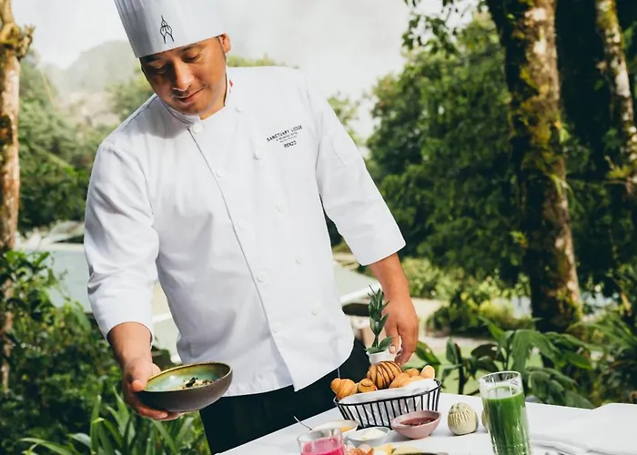 Hotel Sanctuary Lodge, A Belmond Hotel,
