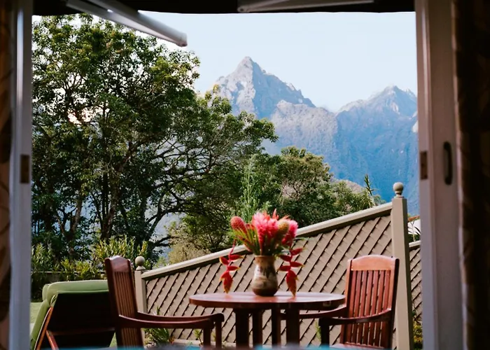 Sanctuary Lodge, A Belmond Hotel,